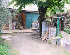 BEL APPARTEMENT PLAIN PIED AU REZ DE CHAUSSEE AVEC COUR COMM 10
