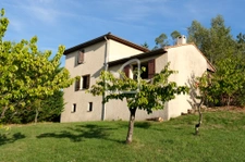 Villa 4 chambres avec joli terrain + lot constructible 27