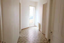 Grande maison de 177 m2 composée de 2 appartements, proche c 7