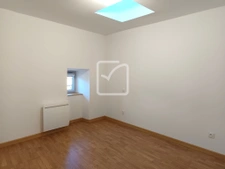 APPARTEMENT EN DUPLEX AVEC TERRASSE, CAVE ET GARAGE  14