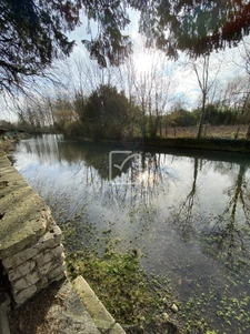  MAISON DE CARACTERE 260M2 A RENOVER PAMPROUX 11