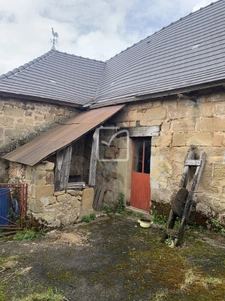 Maison à rénover à Dampniat   Beau potentiel 3