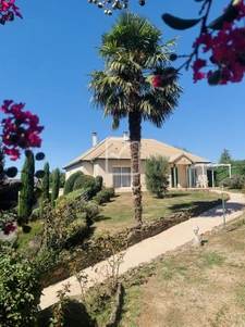 DONZENAC   MAISON RÉNOVÉE AVEC PISCINE, TERRAIN DE 2 000 M2  2