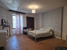 Maison de caractère au coeur de Tusson