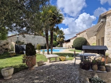 Véritable coup de coeur à 5 minutes de Ruffec !