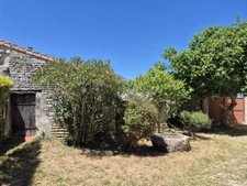 Charmante maison charentaise à Tusson, au calme