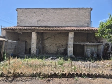 Maison à rénover à 8 min du village d'Aigre