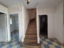 Maison de caractère spacieuse à rénover