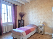 Maison familiale en plein centre de Mansle