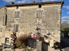 Maison de bourg à rénover