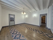 Maison trois chambres en plein centre-ville de Ruffec