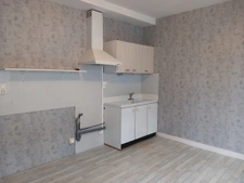 Immeuble en plein centre ville de Ruffec