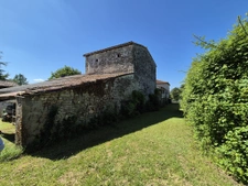 Maison familiale ou projet de gîtes à 5 min de Ruffec