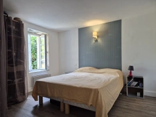 La Rochefoucauld   À seulement 1 km du centre-ville