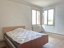 Maison de caractère spacieuse à rénover