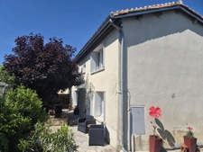 Au coeur de village de Tusson