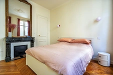 PARIS 10EME - SAINT-VINCENT DE PAUL 3