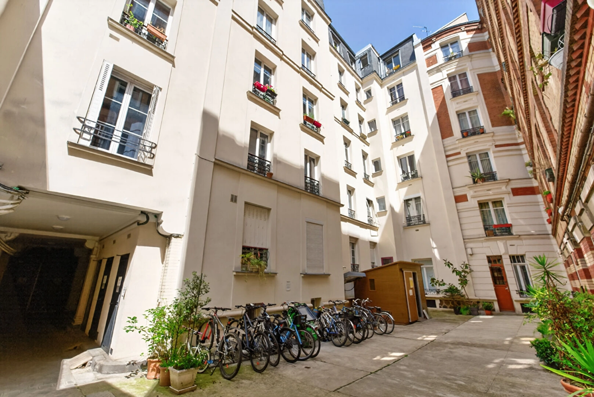 PARIS 10 - CHATEAU LANDON 12