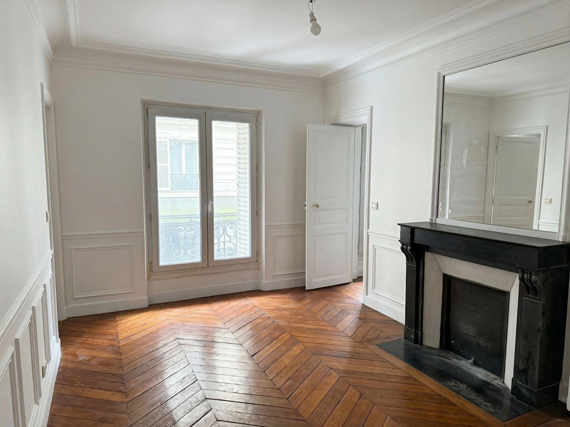 PARIS 10EME - RUE DE ROCROY 6