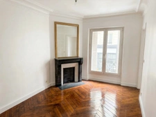 PARIS 10EME - RUE DE ROCROY 8