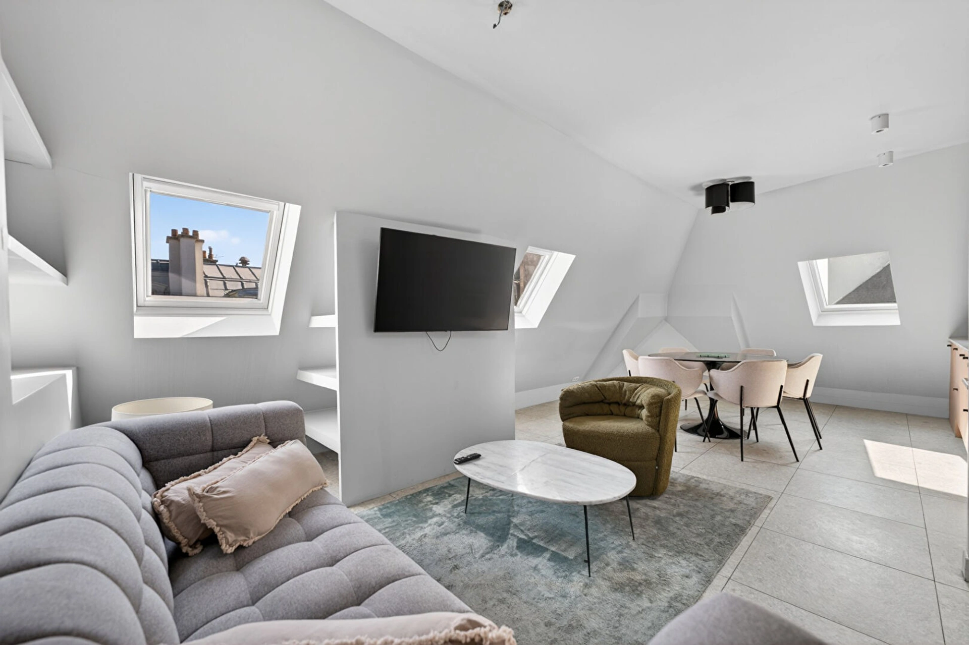 PARIS 10 - RUE DE ROCROY 1