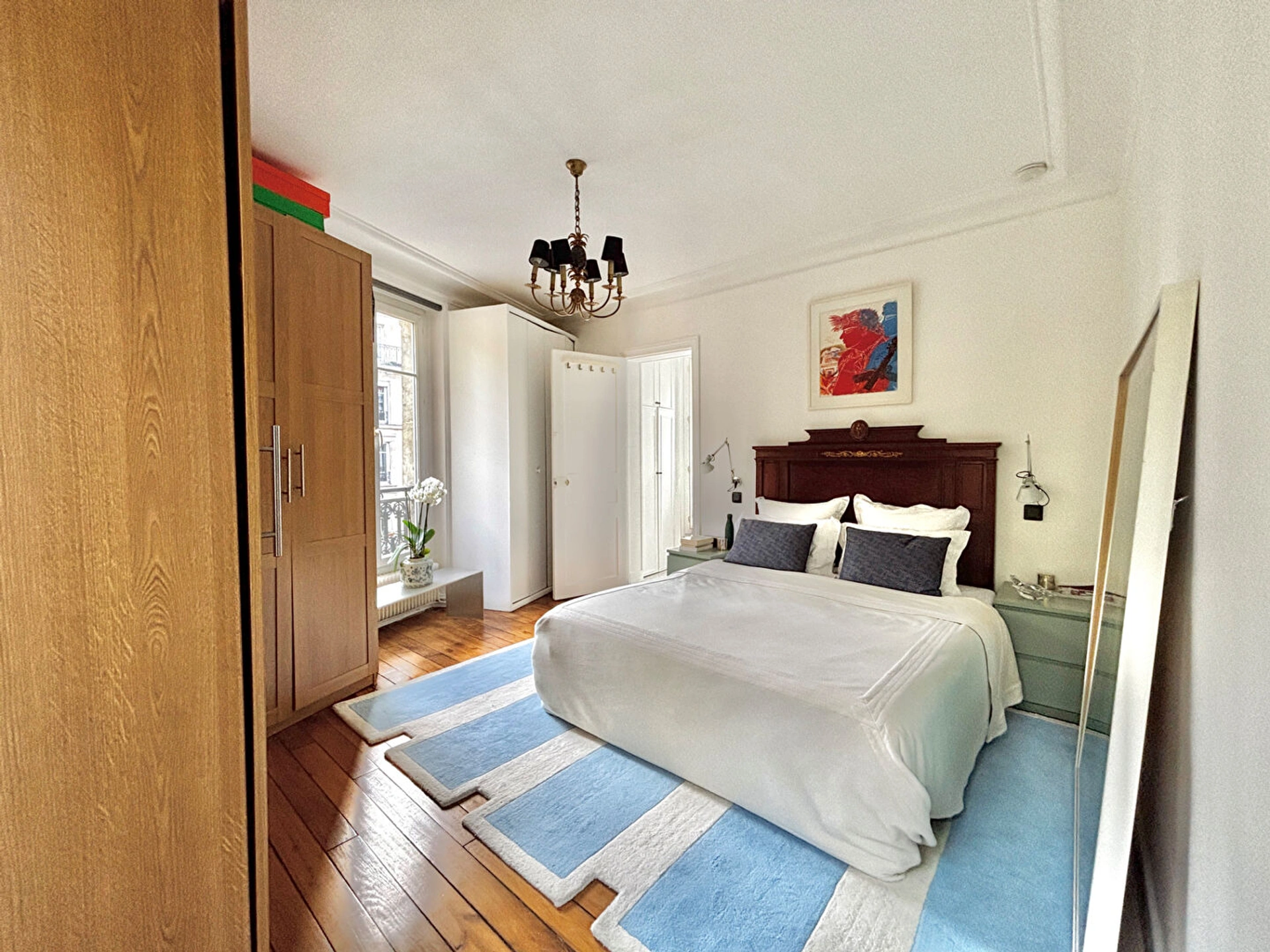 PARIS 10EME - LOUIS BLANC 4