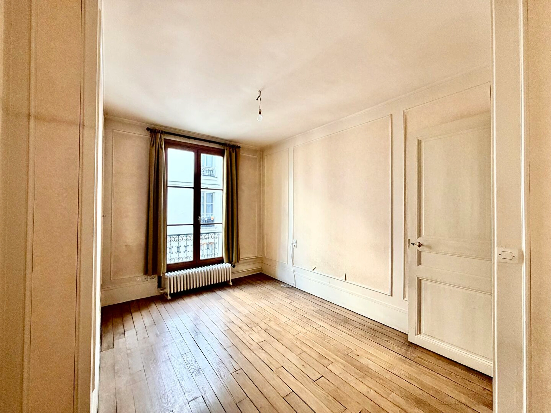 RUE PHILIPPE DE GIRARD - 75010 PARIS. 11