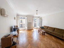 PARIS 10 - RUE DE ROCROY 2