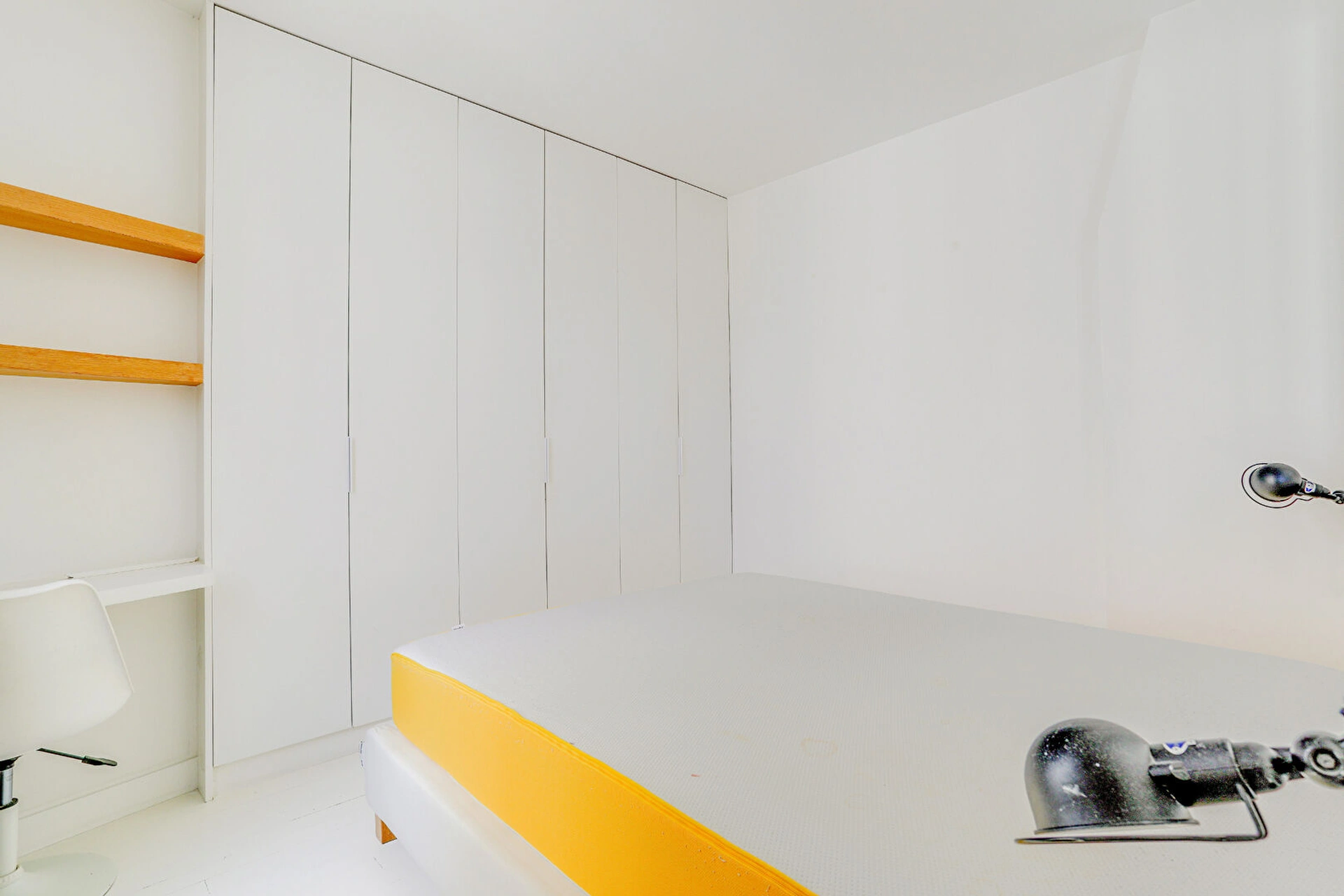 PARIS 18 - RUE D'ORCHAMPT 6