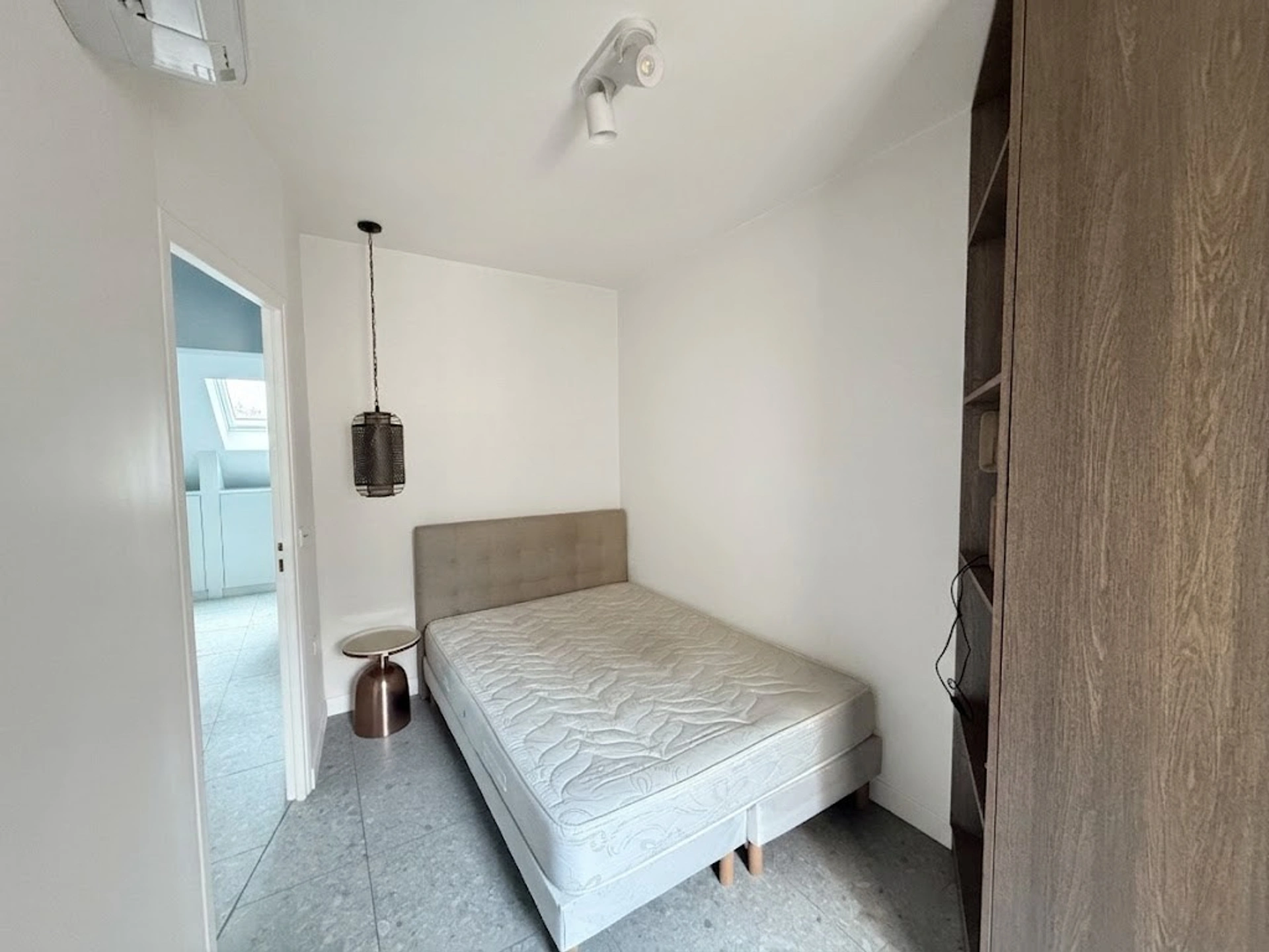 PARIS 10 - RUE DE ROCROY 4