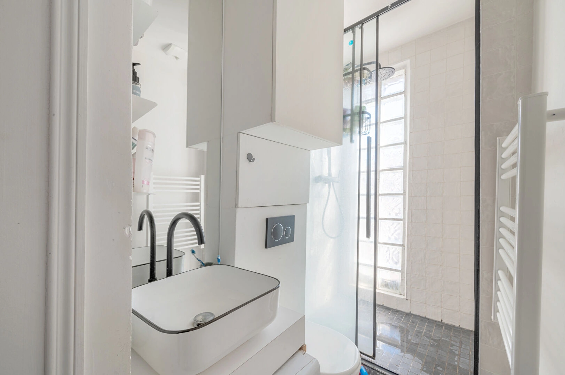 PARIS 18 - RUE DURANTIN 9