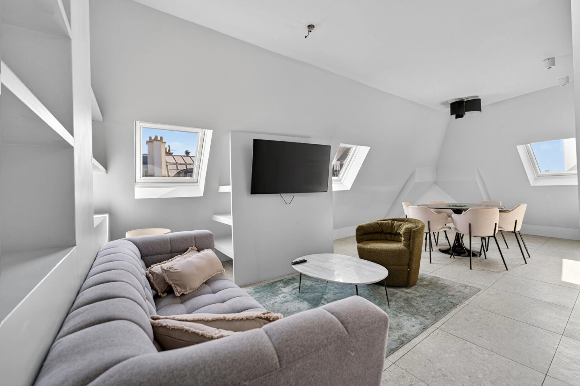 PARIS 10 - RUE DE ROCROY 2