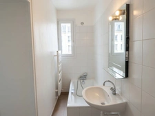 PARIS 10EME - RUE DE ROCROY 10