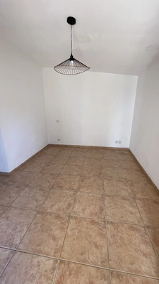 Maison familiale de 125 m2 avec Jardin Arboré. Quartier rési