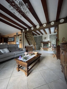 Maison d'environ 138 m2 sur 2,9 ha clos   Calme absolu 