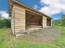 Rare et unique : Ancien moulin de caractère niché dans une f