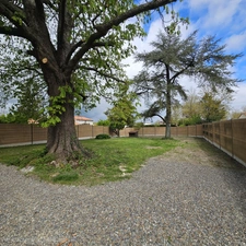 Opportunité ! Maison bourgeoise de caractère   Proche des pl