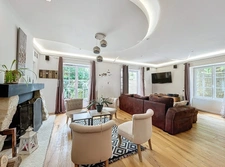 Rare et unique : Ancien moulin de caractère niché dans une f