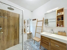 Rare et unique : Ancien moulin de caractère niché dans une f