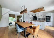 Rare et unique : Ancien moulin de caractère niché dans une f