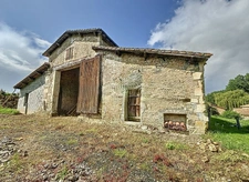 Rare et unique : Ancien moulin de caractère niché dans une f