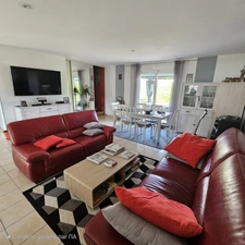 Opportunité ! Aux portes de La Rochelle   Belle maison famil