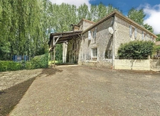 Rare et unique : Ancien moulin de caractère niché dans une f
