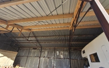 Maison avec dépendances Goudelin à rénover, calme et nature