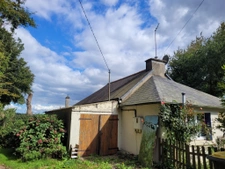 Charmante maison en pierres à la campagne