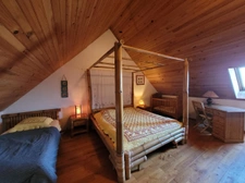 Maison noble  du XVIIe siècle, au calme de la campagne.