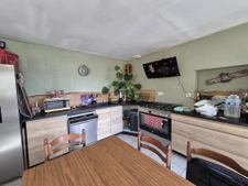 Corps de ferme authentique de 110 m2 plus annexes   3 879 m2