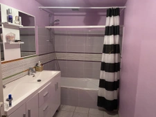 À Vendre   Ancien Restaurant avec Maison d'Habitation en Ple