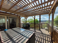 Charmante Propriété de deux maisons.