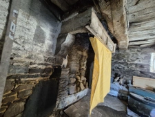 Corps de ferme authentique de 110 m2 plus annexes   3 879 m2